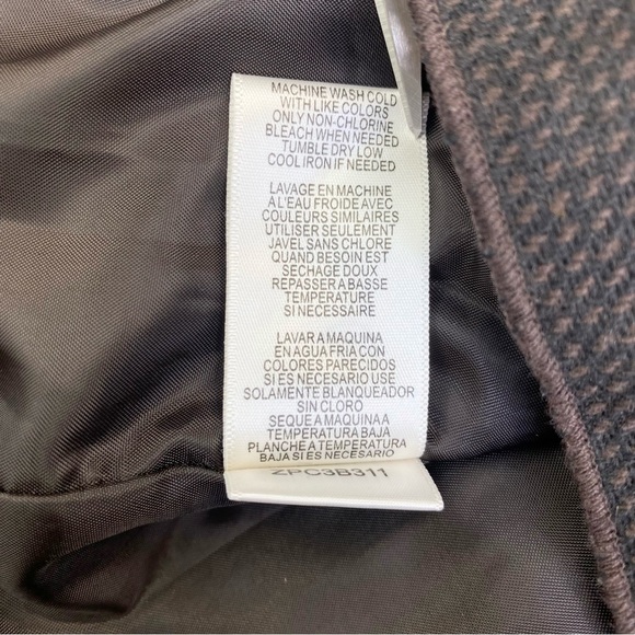 BCBGeneration Striped A Line Mini Skirt Wool Blend Size 10 Black and Grey Flare - Picture 8 of 9